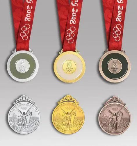 奥运会金牌是纯金吗还是镀金(北京奥运会的金牌是纯金的吗)