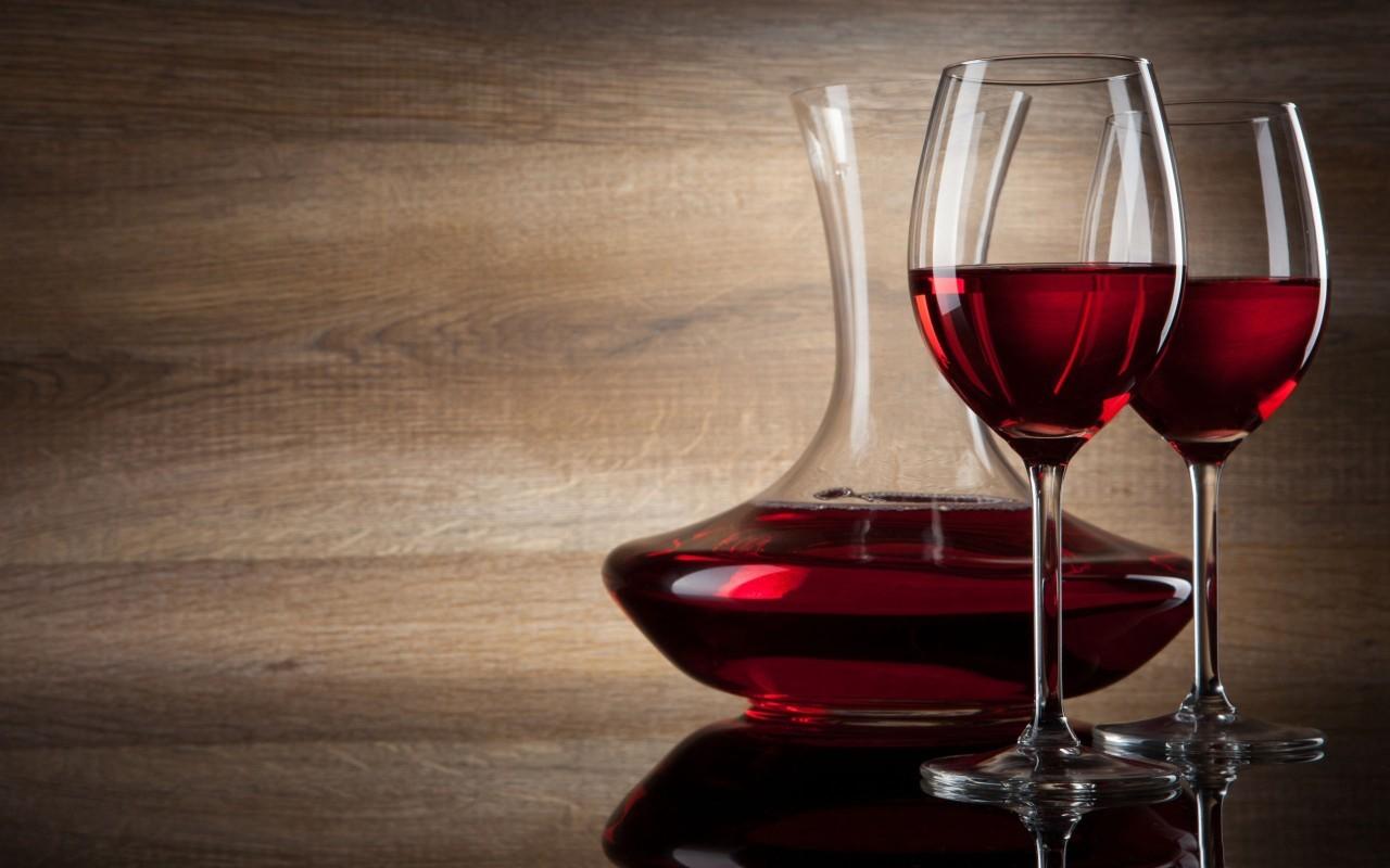 葡萄酒的保质期一般是多少年(红酒的保质期多长时间)