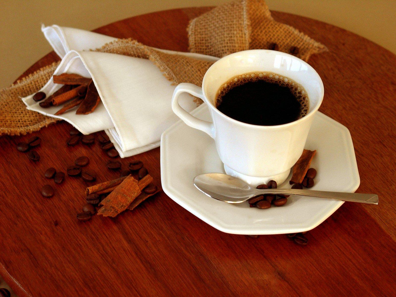 长期饮用黑咖啡的副作用(黑咖啡的副作用与危害性)