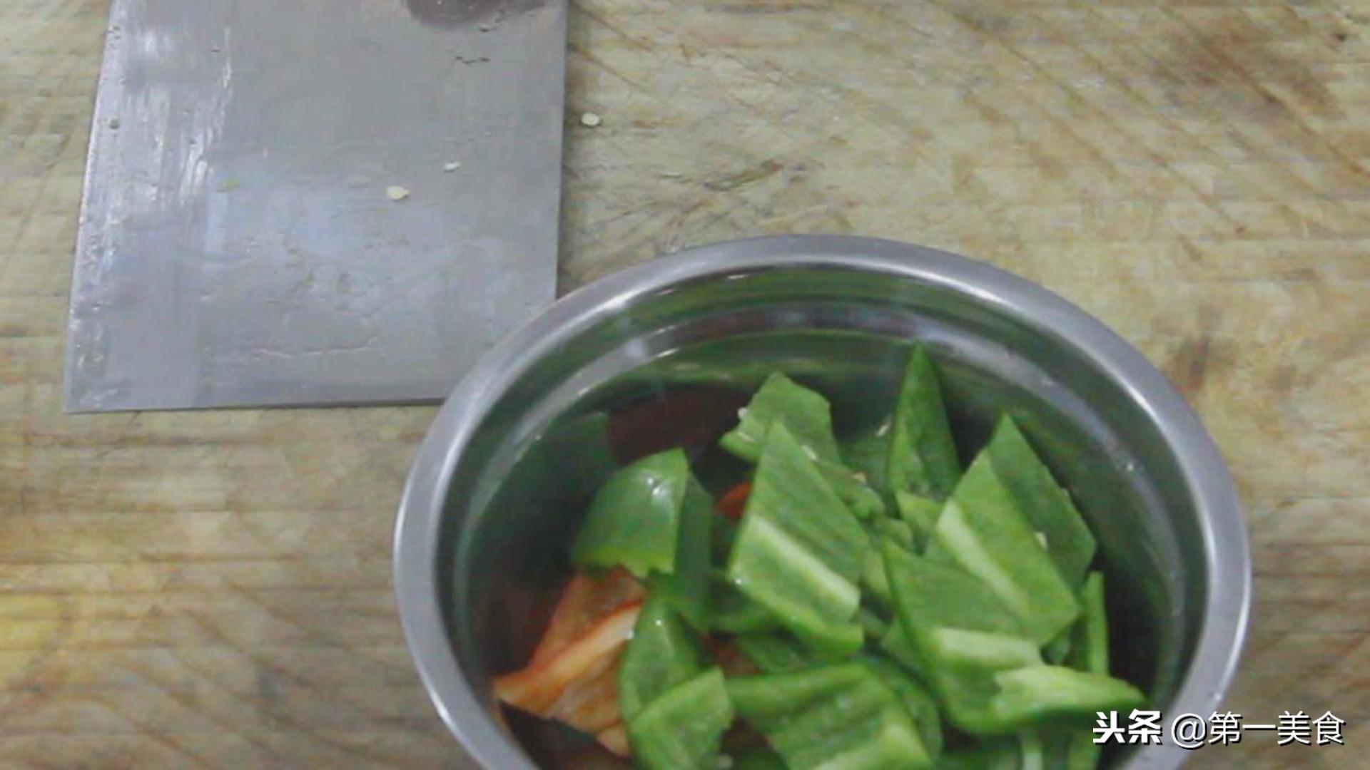 红烧豆腐的家常做法简单(红烧豆腐怎么做好吃又简单)